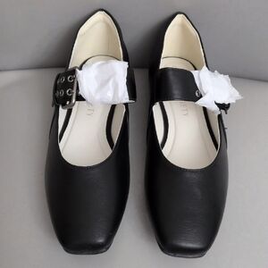 Oasis Society Black Soho Flats